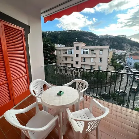 E Flat Park And Pool Σπίτι διακοπών Σορέντο