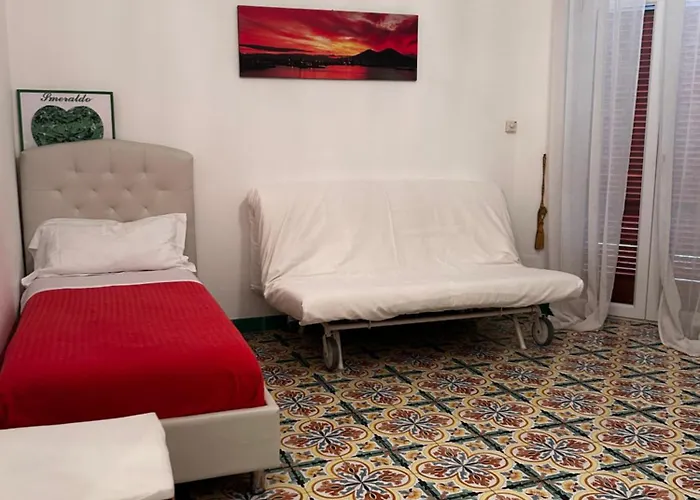 E Flat Park And Pool Holiday home Sorrento