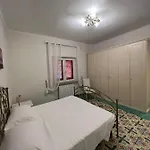 E Flat Park And Pool Casa vacanze